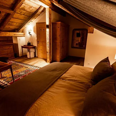 Au 17 D'hotes, Rte Du Village 17, 1875 Morgins
